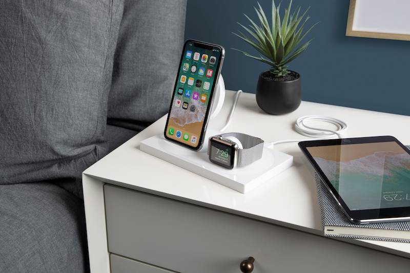 Belkin Boostup Wireless Charging Dock — беспроводная станция для одновременной зарядки смартфона и часов Apple