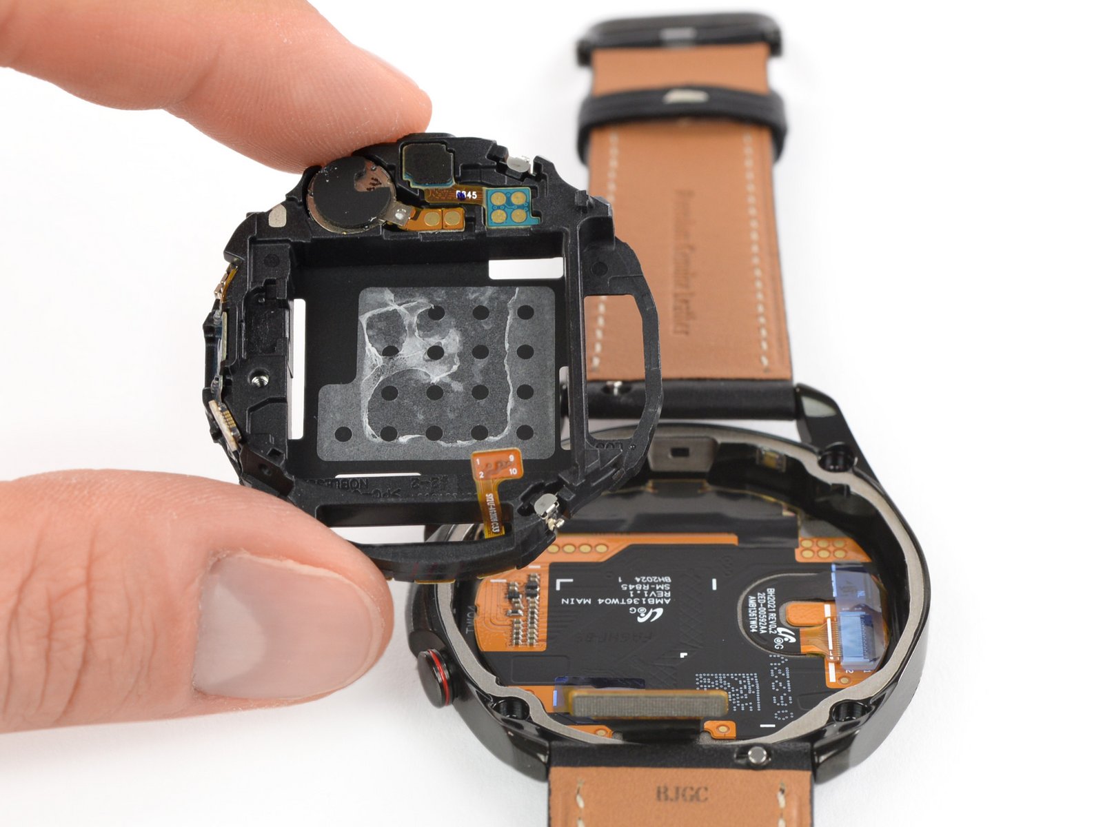 Samsung watch аккумулятор. Galaxy Smart watch 3 Teardown. Динамик самсунг галакси вотч 3. Samsung watch 42mm. Разобрать смарт часы.