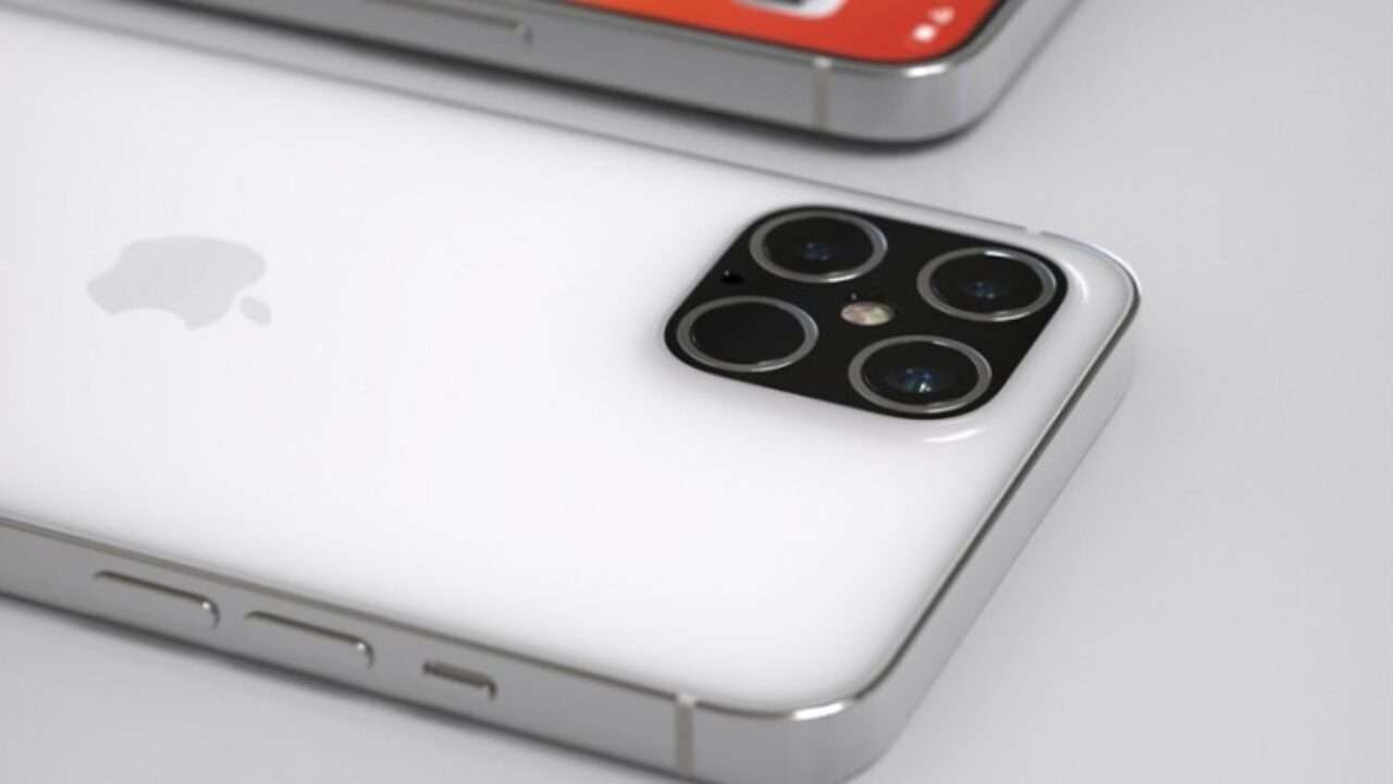 Экран с "восклицательным знаком" на всех новых iPhone вызвал горячие споры. Мног