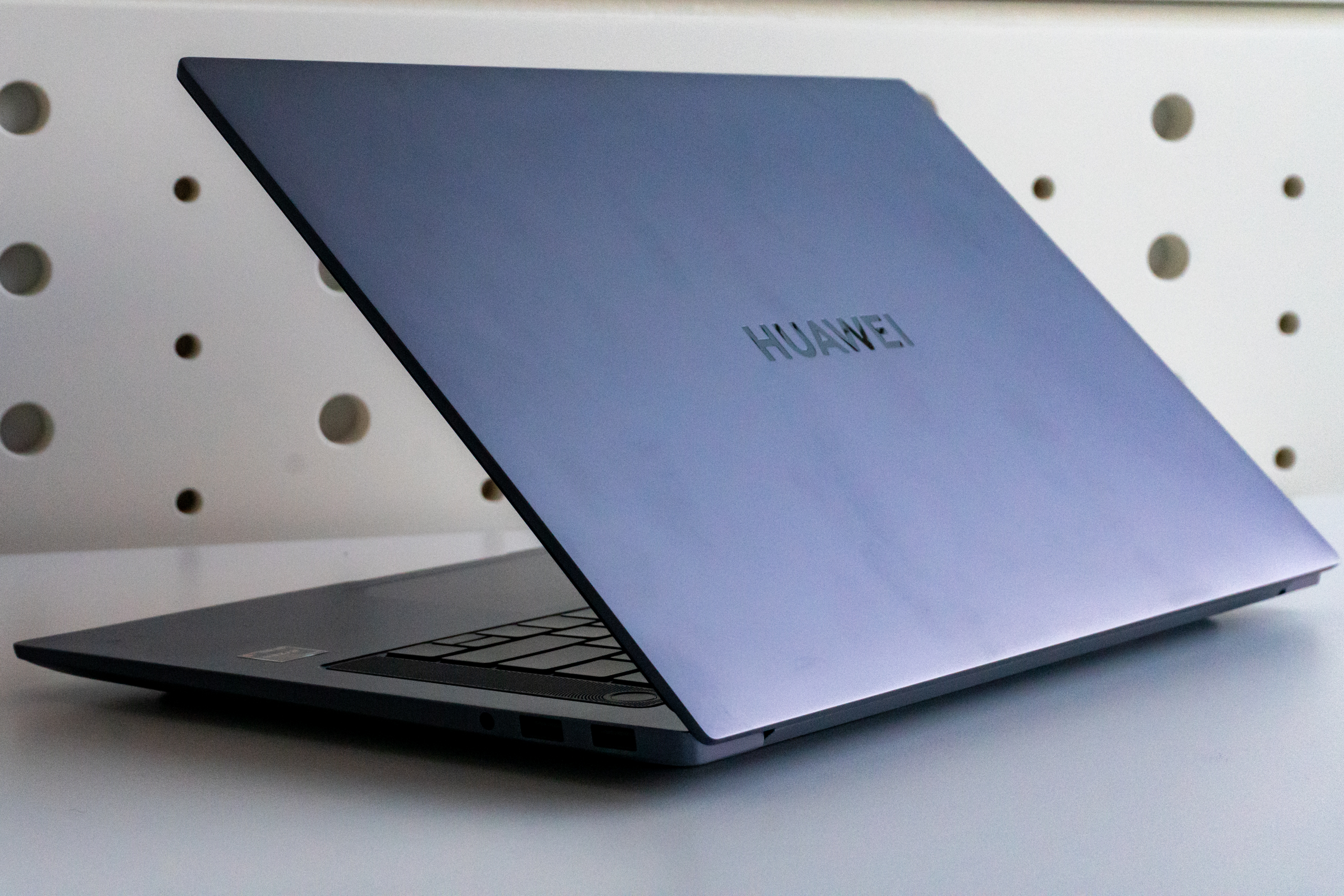 Купить Ноутбук Huawei Matebook 16