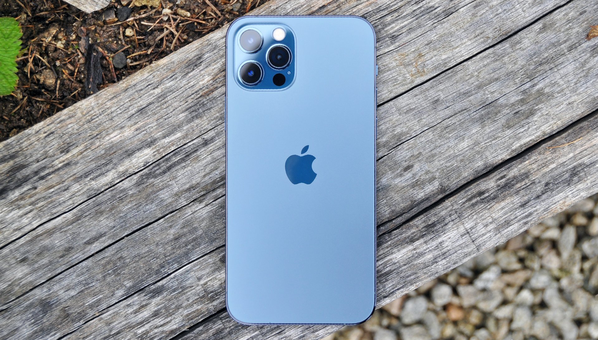 Iphone 15 blue. Apple 13 Pro Max. Iphone 13 Pro Max Blue. Iphone 13 Pro. Iphone 13 Pro голубой.