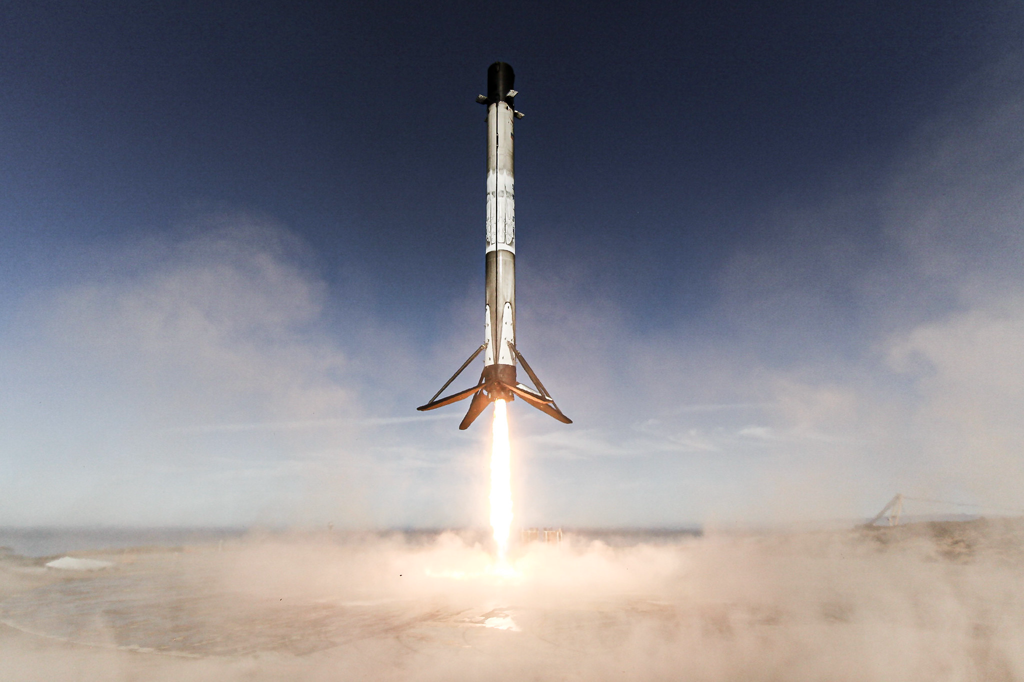 Spacex falcon 9. Ракета SPACEX Falcon. Ракетоноситель Falcon 9. Илон Маск Falcon 9. Ракета SPACEX 2023.