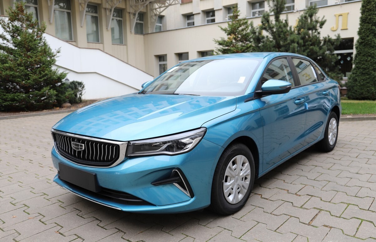 The fourth-generation Geely Emgrand sedan, which will be assembled in Belarus and delivered to the Russian Federation, has received a more powerful engine