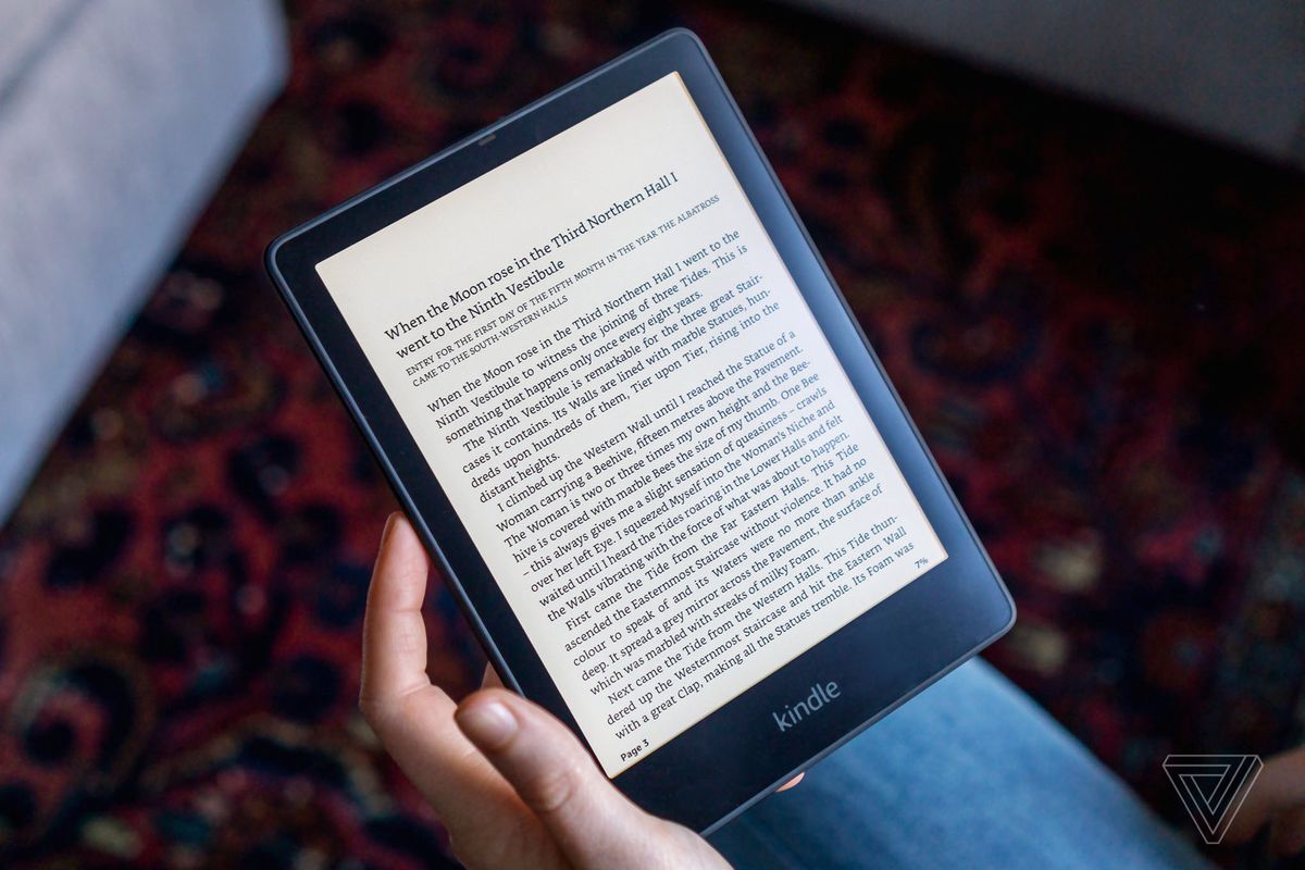 Amazon hears fan requests: Kindle adds support for ePub e-books