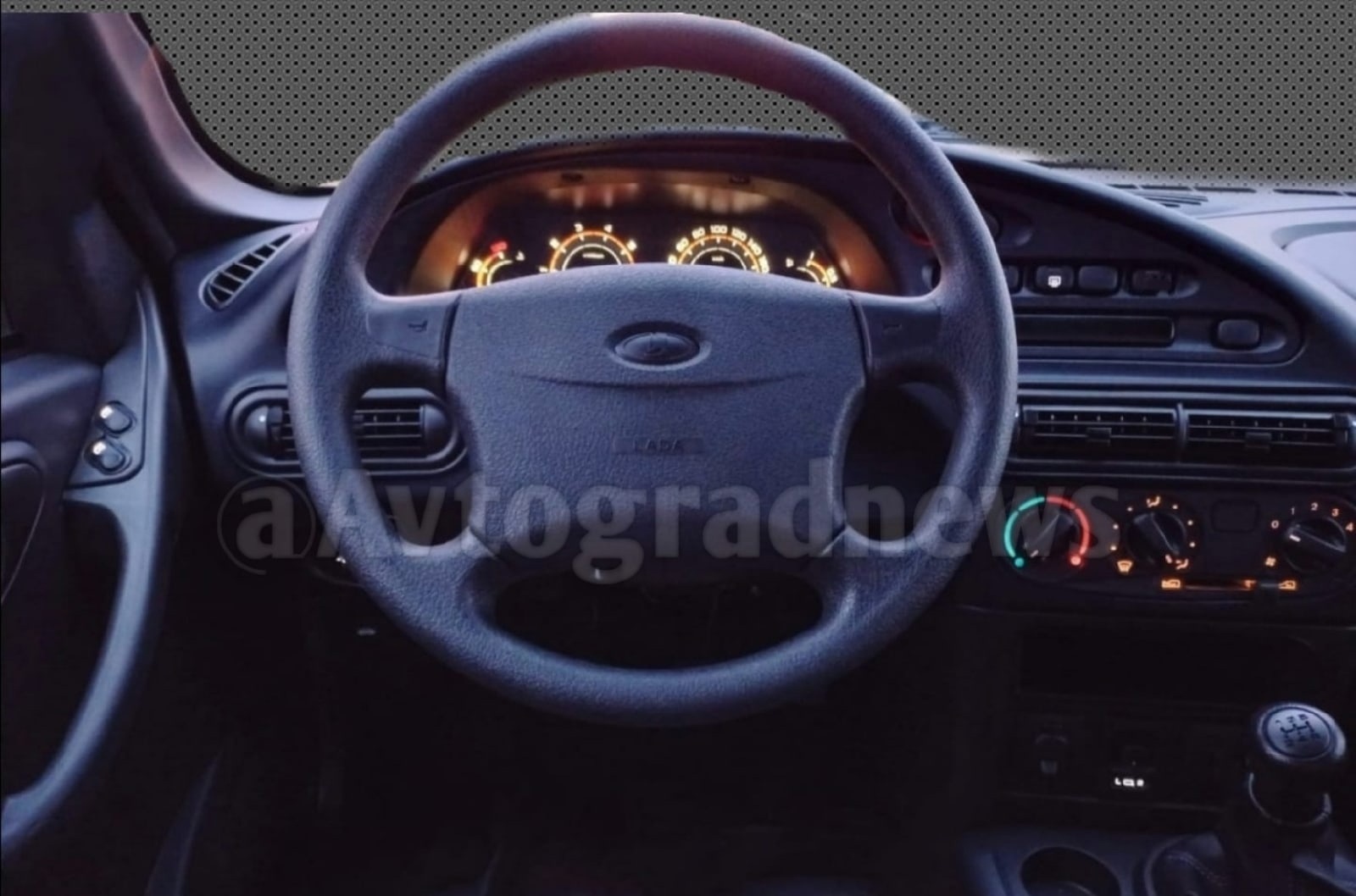 Lada Niva Travel Classic 22 салон
