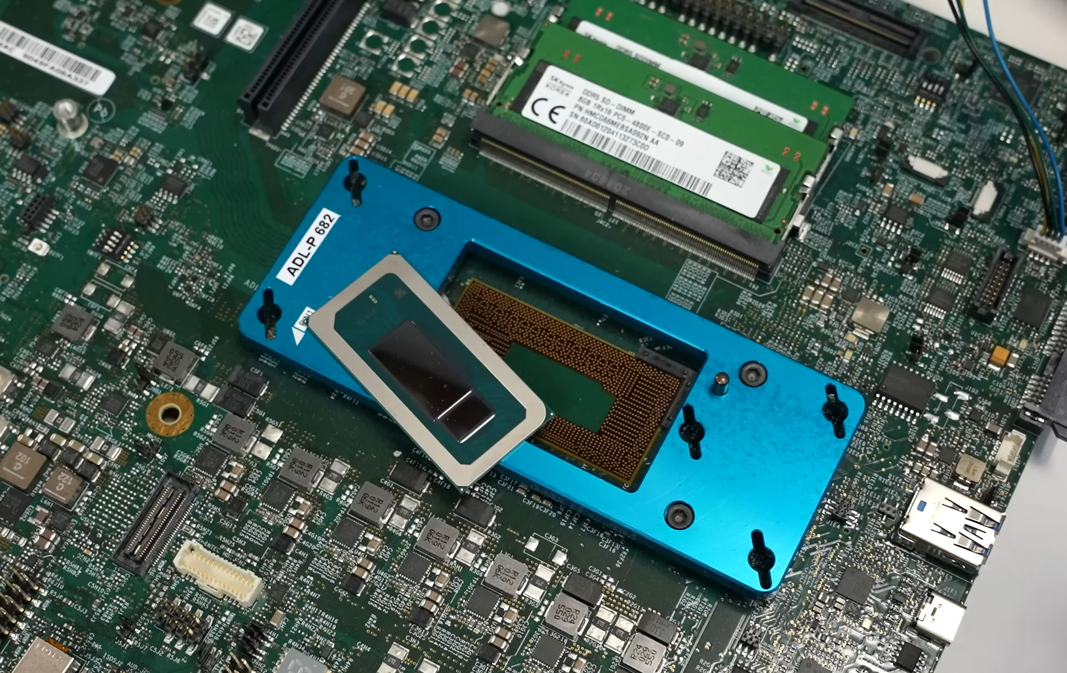Intel first showed its “secret” ROC application for easy and fast overclocking of processors
