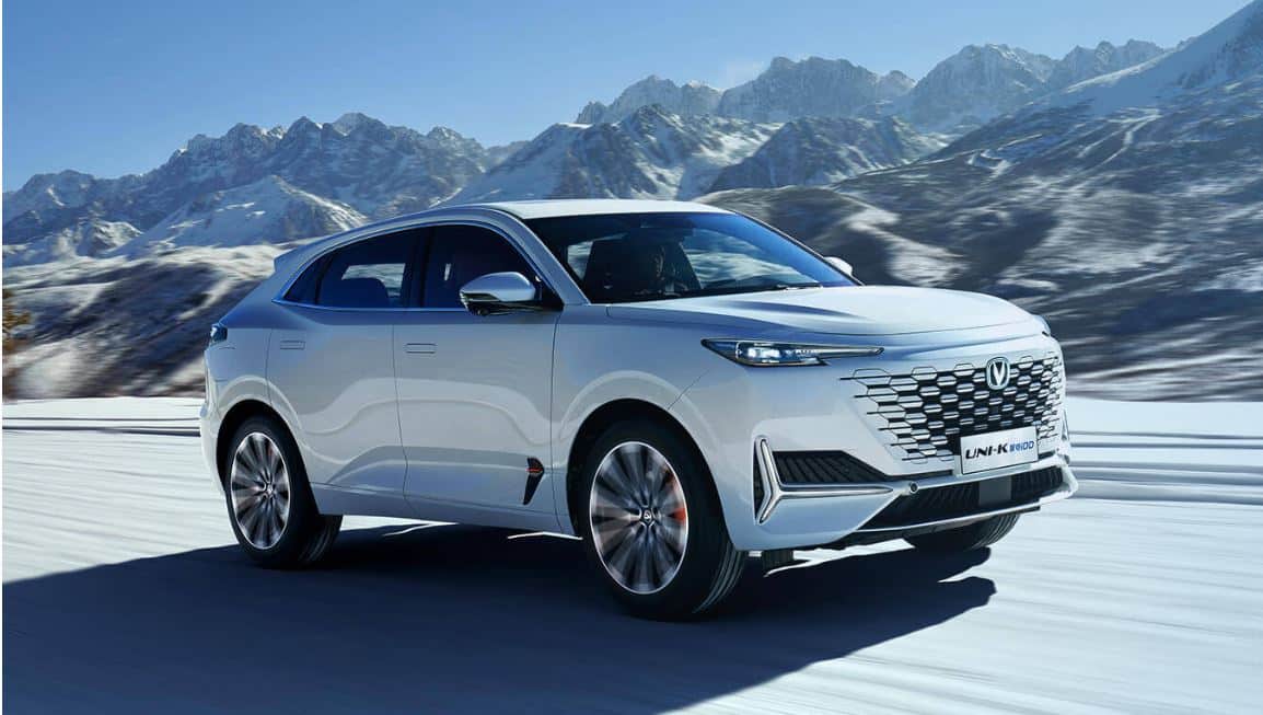 Power reserve of more than 1000 km and consumption of 5.5 liters per 100 km/h.  In China, sales of an economical version of the Changan UNI-K crossover started