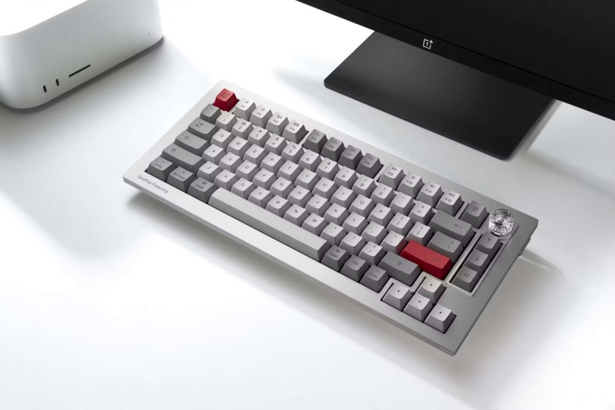 Metal body, mechanical switches, 4000 mAh battery, RGB lighting.  OnePlus introduced its first keyboard – Featuring Keyboard 81 Pro