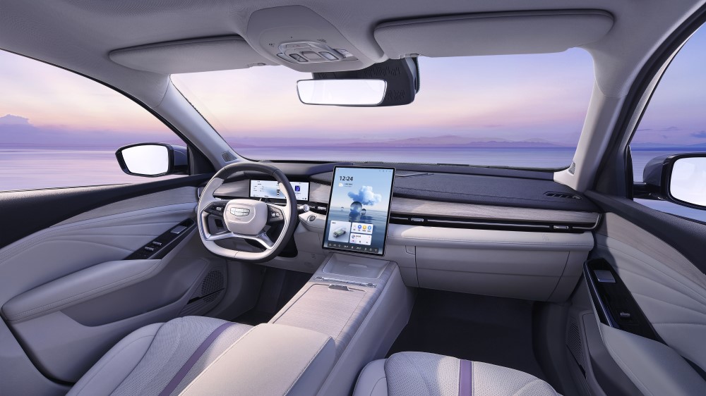 Geely Atlas 2024 салон