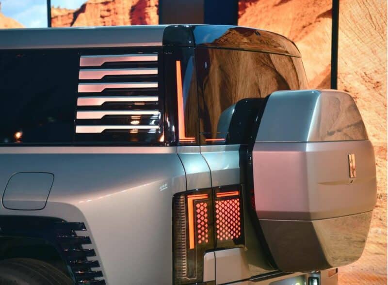 Колоссальная мощность, уникальная подвеска, водонепроницаемость и ...