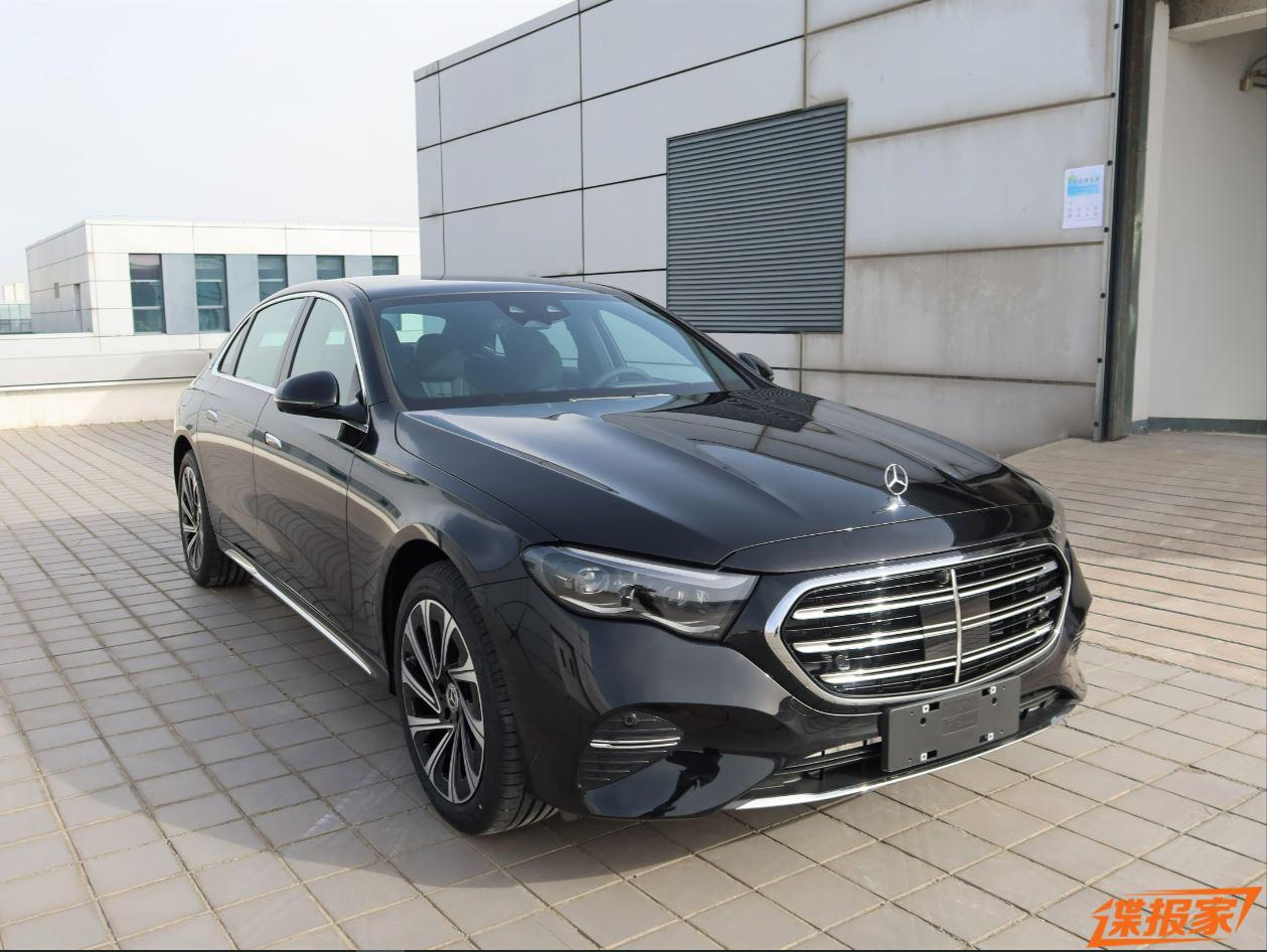 2025 Mercedes-Benz E-Class photo gallery