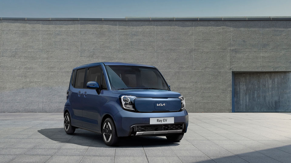 The Kia Ray gets a full electric version