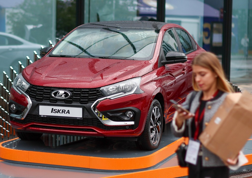 Первые фото новой Lada Iskra БРОД- понятные новости Дзен