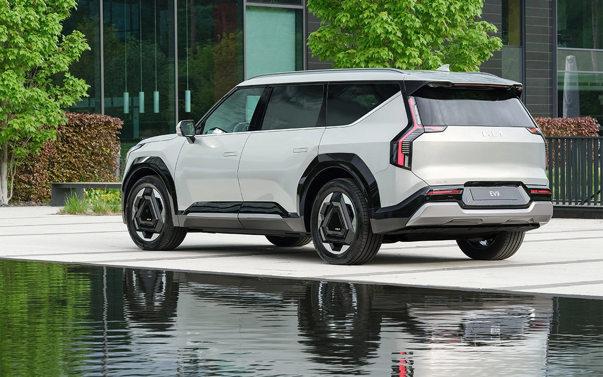 Kia рассекретила Sonet - самый компактный кроссовер в линейке бренда - Российска