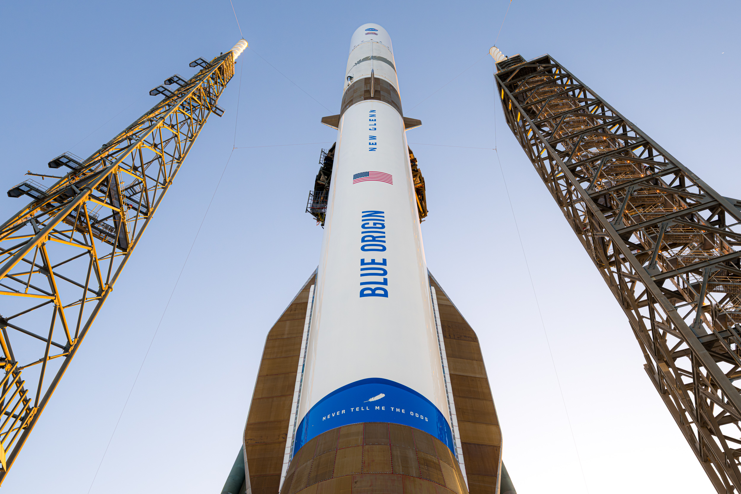 Запуск сверхтяжёлой ракеты New Glenn с миссией к Марсу отменён — во всем виновато Солнце