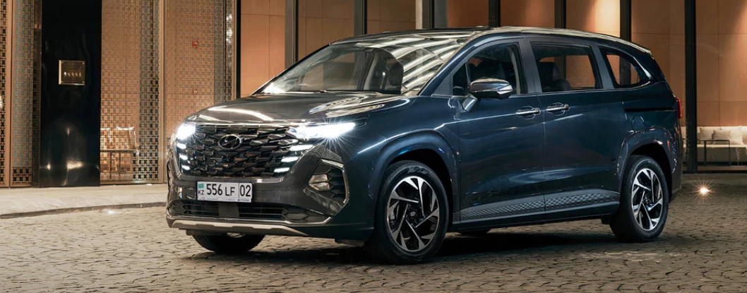 Минивэн Hyundai Custin казахстанской сборки подешевел до 3,65 млн рублей