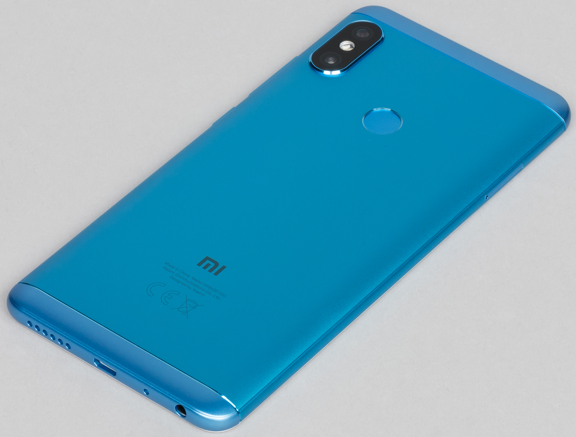Note 12 pro синий. Redmi Note 5 Blue. Редми нот 5 голубой. Xiaomi Redmi Note 5 синий. Redmi Note 5 голубой.