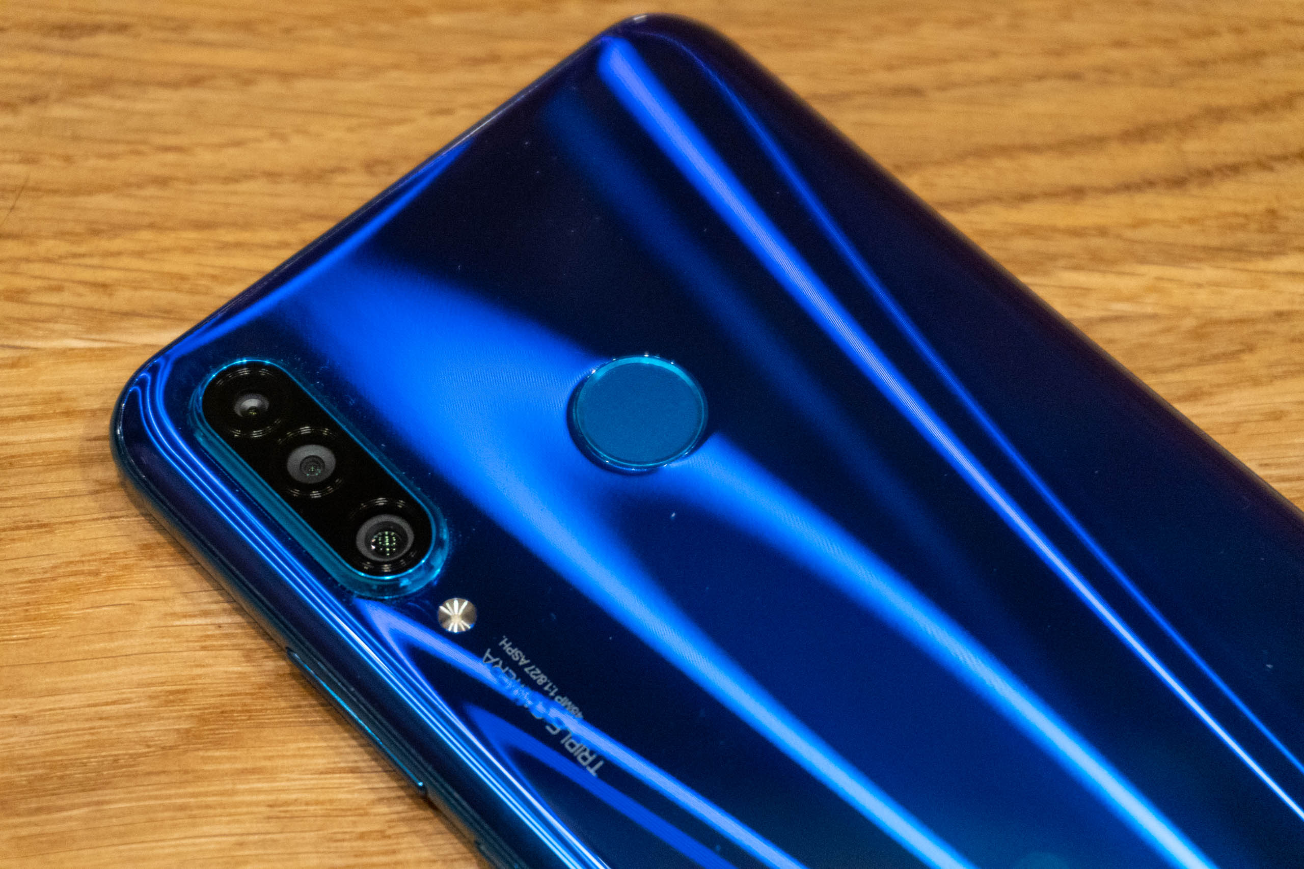 Honor 20 lite купить. Хонор 20 Лайт. Honor 20 Lite цвета. Хонор 11 Лайт. Honor 20 Lite 4/128gb.