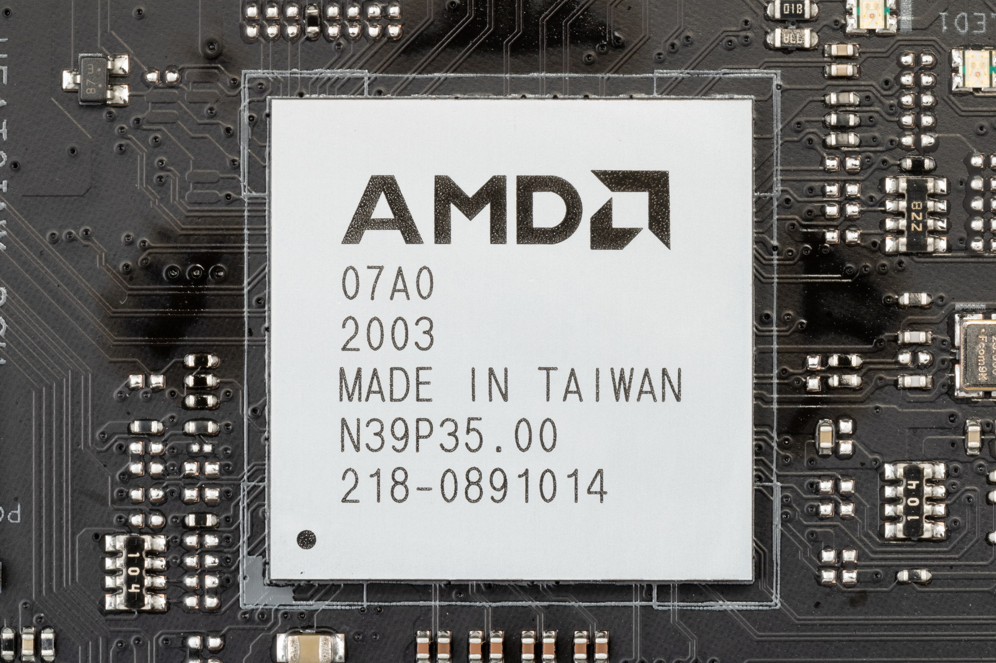 Amd b550 процессоры. B550m чипсет. AMD b550 чипсет. Am4 чипсет AMD b550a. AMD - x570, b550, x470, b450, x370, b350 и a320.