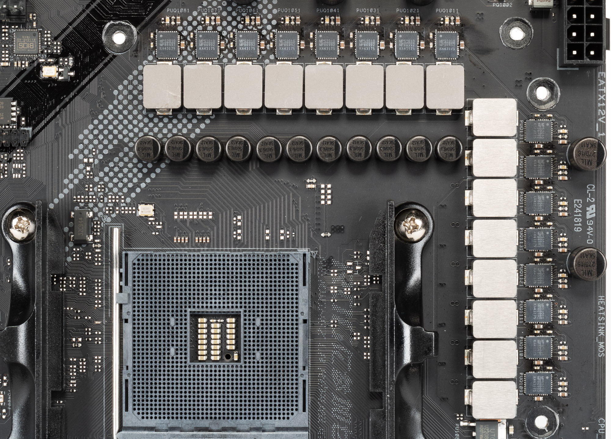 AMD b550 чипсет. ASUS ROG Strix b550-e Gaming.