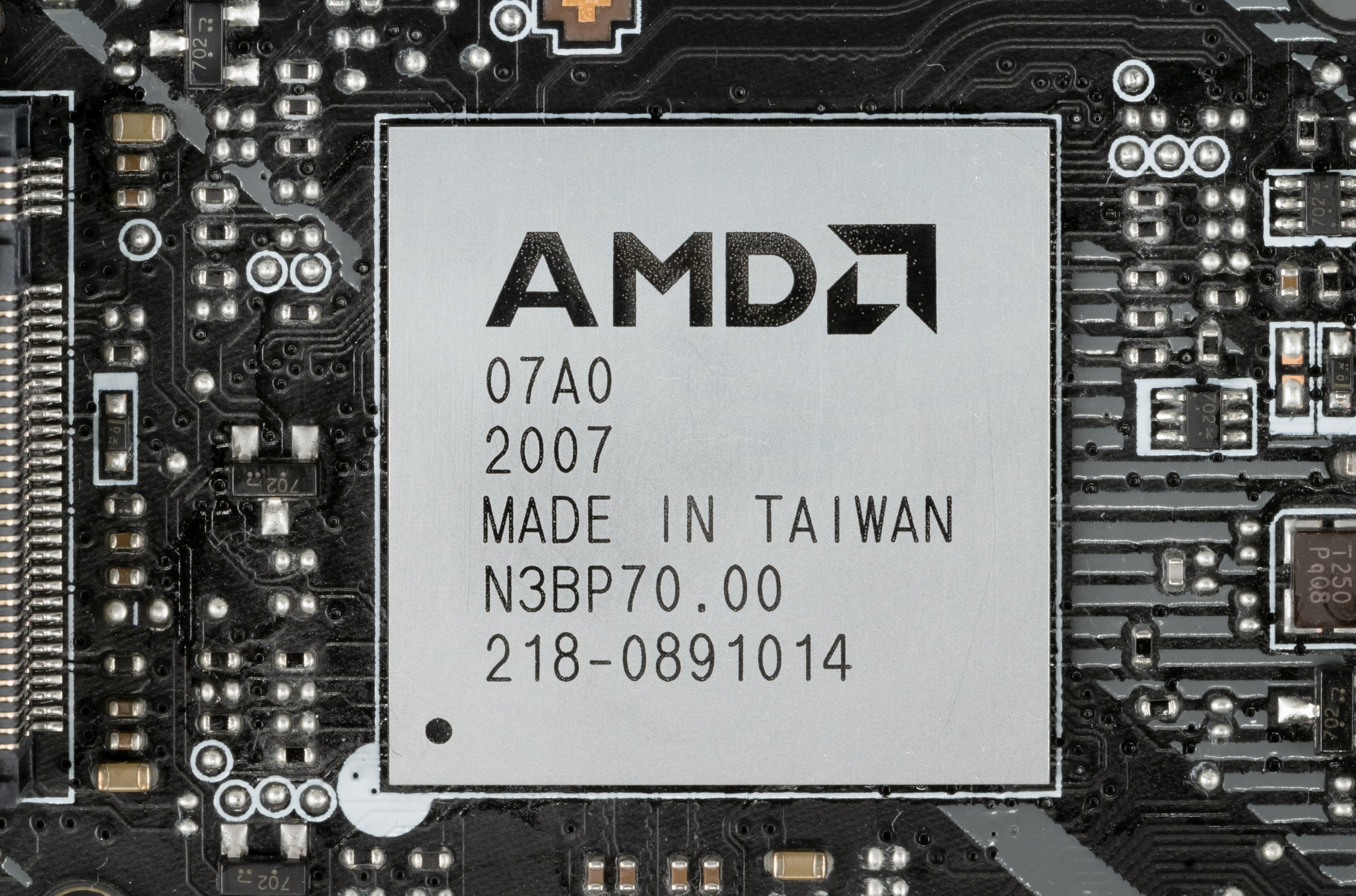 Amd b550 процессоры. AMD b550 чипсет. Чипсет b650m. AMD 870 процессоры. AMD 870 чипсет поддержка процессоров.