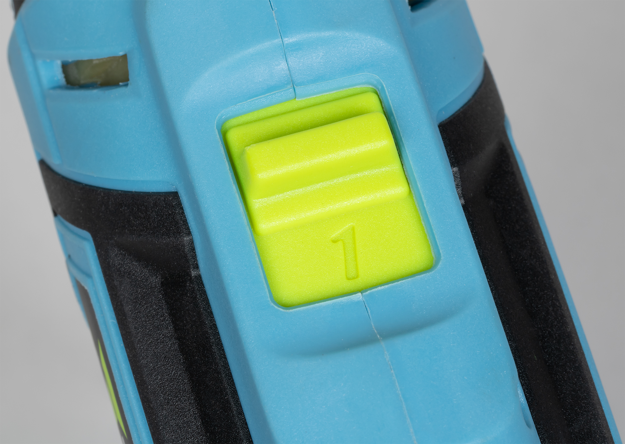 Обзор аккумуляторной дрели-шуруповерта Tonfon 12 В