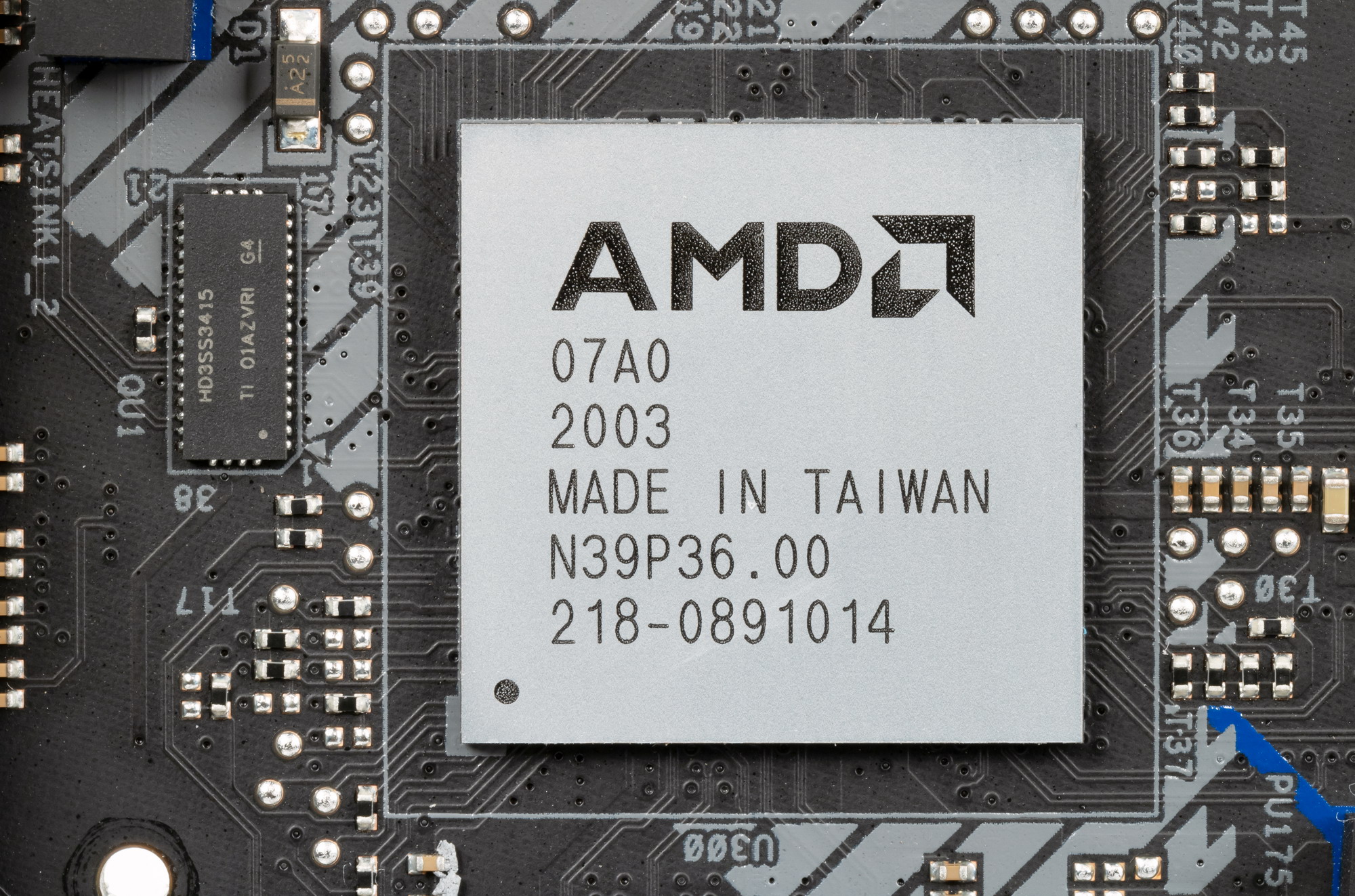 Amd b550 процессоры. ASROCK b550 extreme4. B550m чипсет. AMD b550 чипсет. ASROCK AMD b550 extreme4.