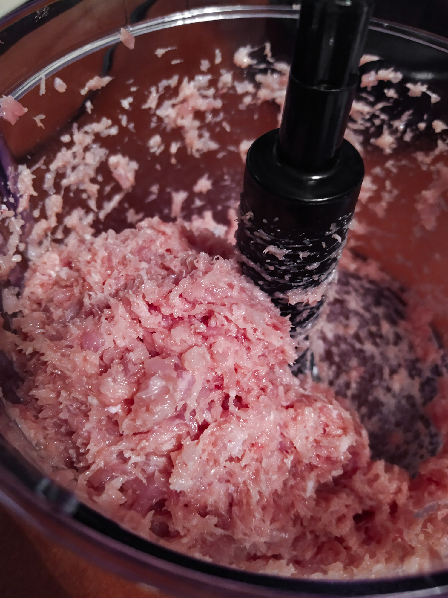 Блендер для майонеза. Блендер для взбивания белков. Hand блендер. Что можно измельчить погружным блендером. Ручной блендер с венчиком.