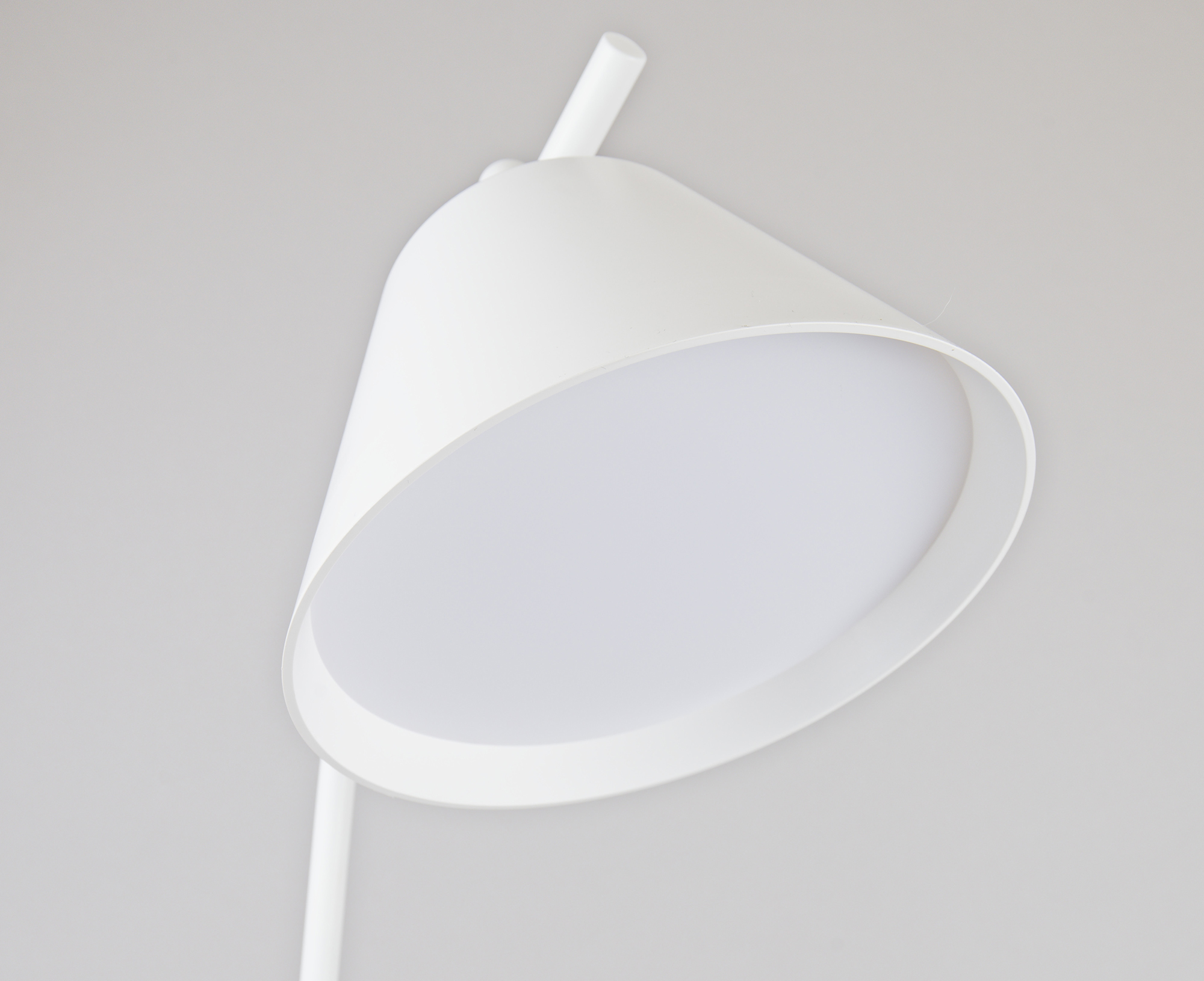 торшер kitfort кт 3340