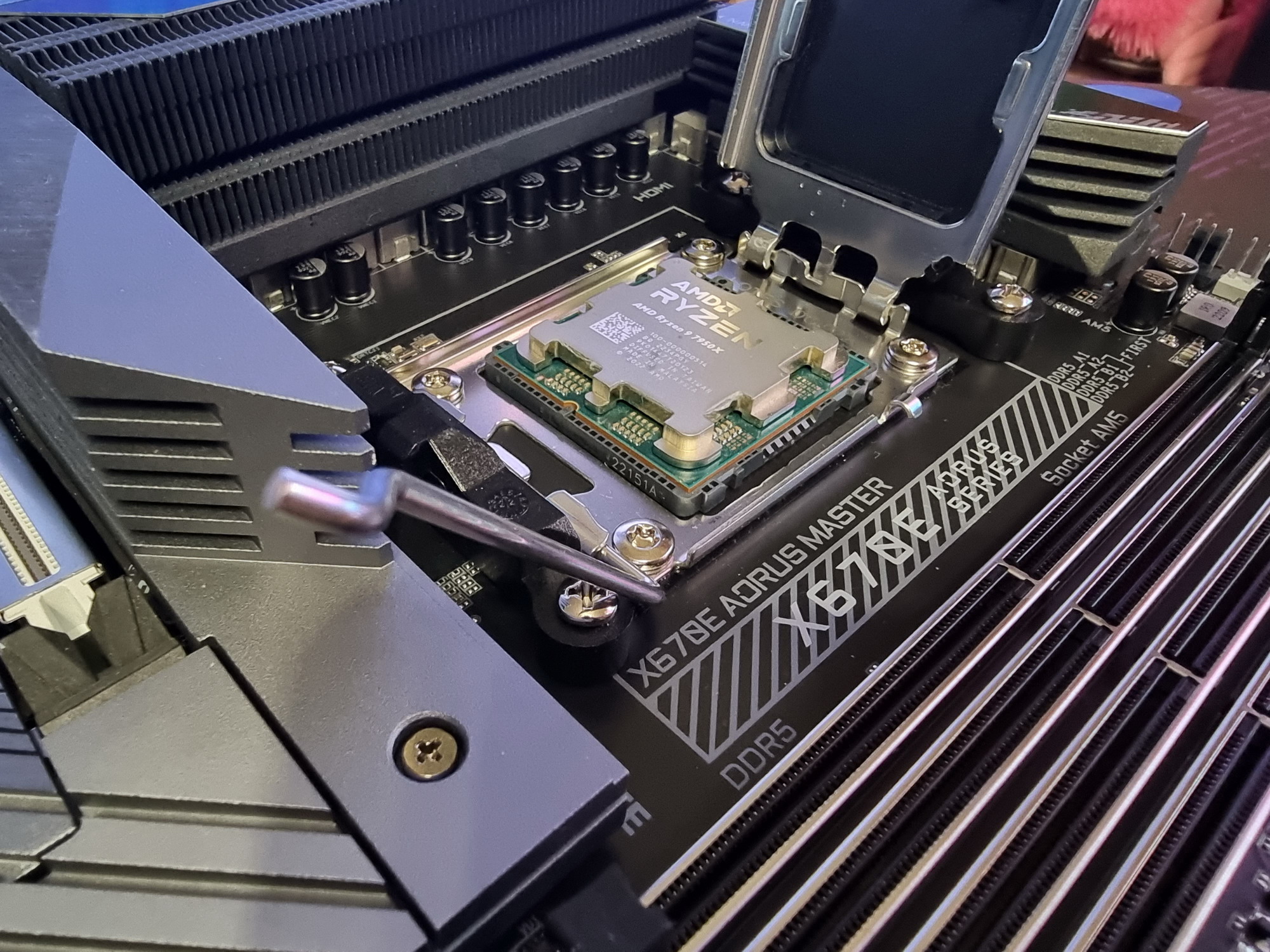 Asus rog strix 570. Asus rog b450-f gaming. Asus rog crosshair x670e extreme. Asus x670e gaming a. материнская плата под новый ryzen.