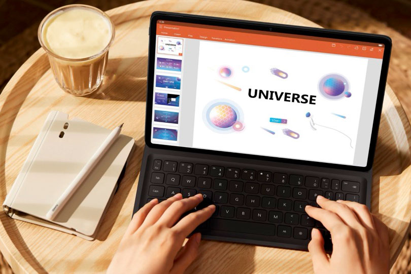 Как разогнать планшет. Параметры разработчика самсунг настройки. Человек с планшетом. Как улучшить работу планшета. Planshet-dlya-risovaniya-na-kompe-cintiq-24hd-touch.