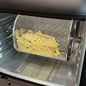 Аэрогриль Felfri FF-AF-08: 3 вращающихся насадки, 3 противня, силиконовая форма и множество авторежимов