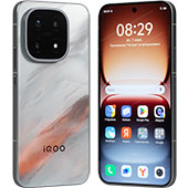 Смартфон iQoo 15: флагманский процессор и большая батарея