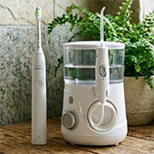 5 лучших приборов для ухода за полостью рта, которые мы протестировали в 2025 году