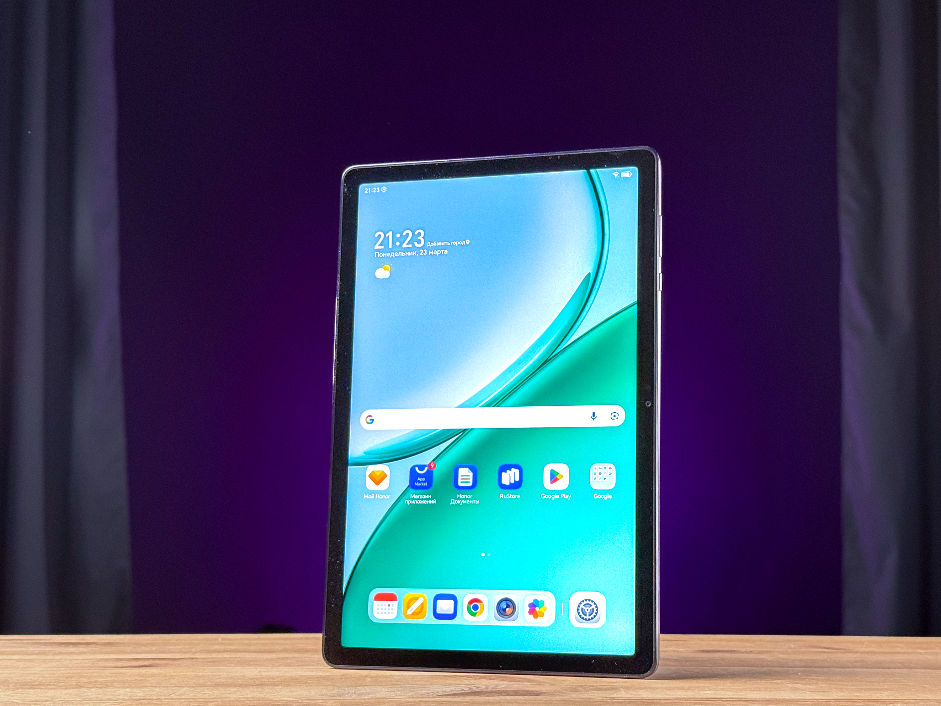 Прочный, выносливый, недорогой. Что нужно знать про новый планшет Honor Pad X8b