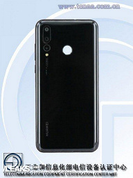  Китайский регулятор опубликовал живые фото смартфона Huawei Nova 4 с «дырявым» экраном