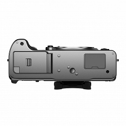 Во внешнем виде камеры Fujifilm X-T4 не осталось секретов
