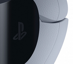 Оказалось, что корпуса PlayStation 5 и её аксессуаров частично покрыты крошечными символами. Они хорошо знакомы очень многим