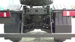 Гражданский тягач 6x6 БАЗ-S36A11 крупным планом. Подробности и фото отечественного грузовика, который будут выпускать вместо Toyota Camry и RAV4