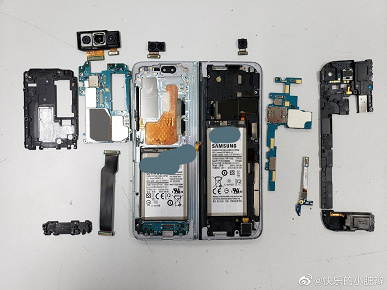 Galaxy-Fold-teardown_large.jpg