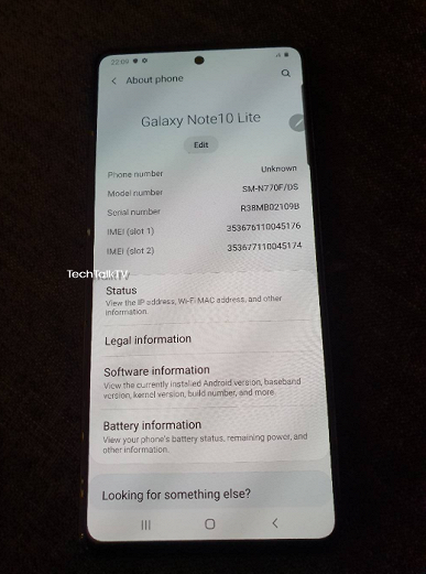 Samsung Galaxy Note10 Lite позирует вживую на новых фото