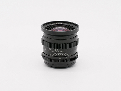 Анонсированы продажи объективов SLR Magic HyperPrime CINE 50mm T0.95 и CINE 12mm T2.8