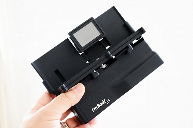 I’m Back 35 — новая версия цифрового задника для 35-миллиметровых пленочных фотокамер