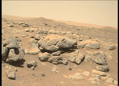 «Доброе утро с Марса — там, как всегда, пыльно, холодно и странно безмятежно», — Perseverance прислал новые фото Красной планеты
