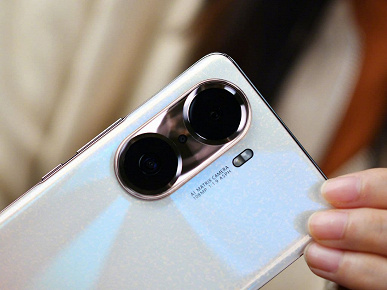 Photo gallery of the day: live photos of the Honor 60 right after the announcement