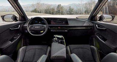 Электрический Kia EV6 стал самым быстрым автомобилем марки. Он разгоняется до 100 км/ч за 3,5 с