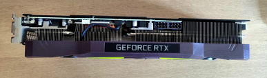 Первая в мире распаковка GeForce RTX 3080 Ti запечатлена на фото. На снимках можно видеть адаптер Manli