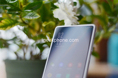 First live photos of Xiaomi Mi Mix 4