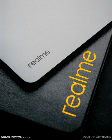 The first Realme Pad tablet finally showed live: published high-quality photos