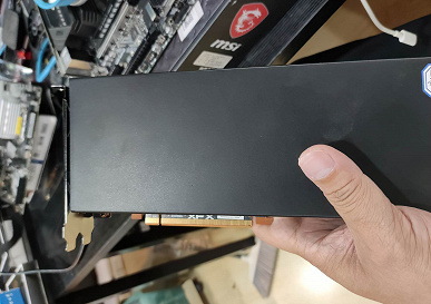 An unreleased AMD mining graphics card spotted in China.  It has 10 GB of GDDR6 memory and a performance of about 40 MH / s